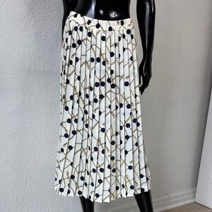 VTG 90s Leslie Fay White and Navy Pleated Polka Dot and Chain Print Midi Skirt